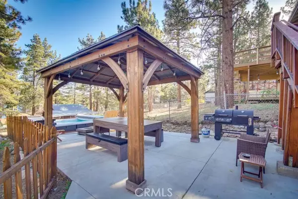 Big Bear Lake, CA 92315,465 Temple Lane