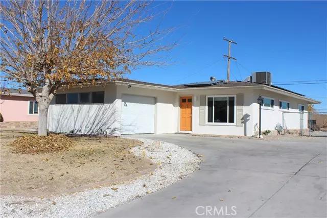 15067 Del Rey Dr., Victorville, CA 92395