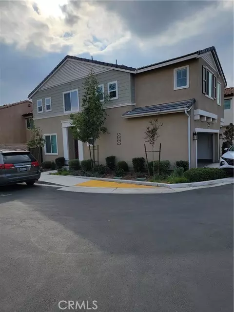 Fontana, CA 92336,5582 Siracusa Way