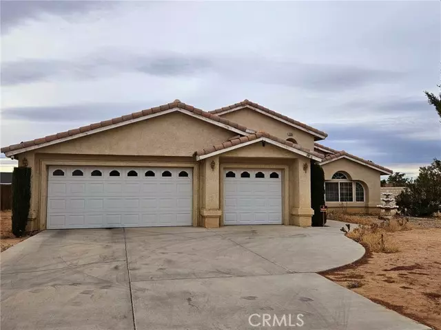 12530 Navajo Road, Apple Valley, CA 92308