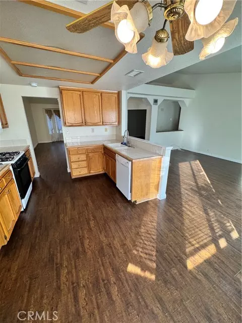 Colton, CA 92324,2594 Gunnison Way