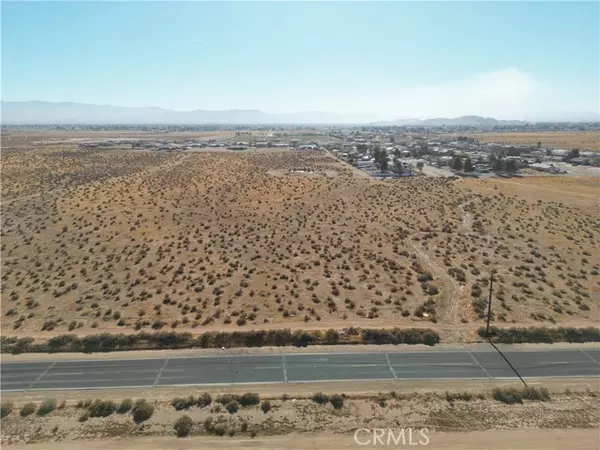 21025 Waalew Road, Apple Valley, CA 92307