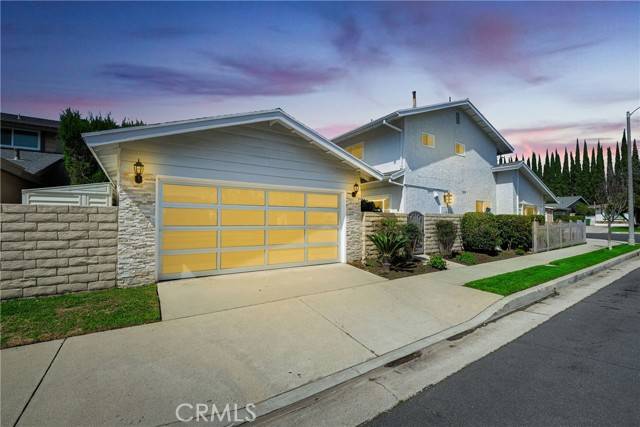 Sherman Oaks, CA 91401,13330 Killion Street