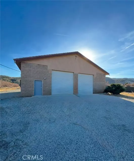 15051 State Highway 173, Hesperia, CA 92345