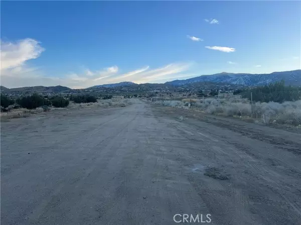 Phelan, CA 92371,9620 Mescalero Road