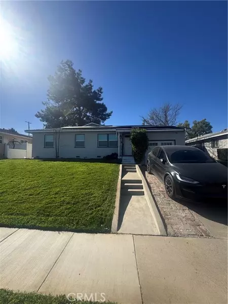 852 Filbert Street, Corona, CA 92879