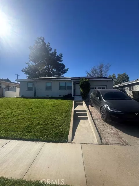 Corona, CA 92879,852 Filbert Street