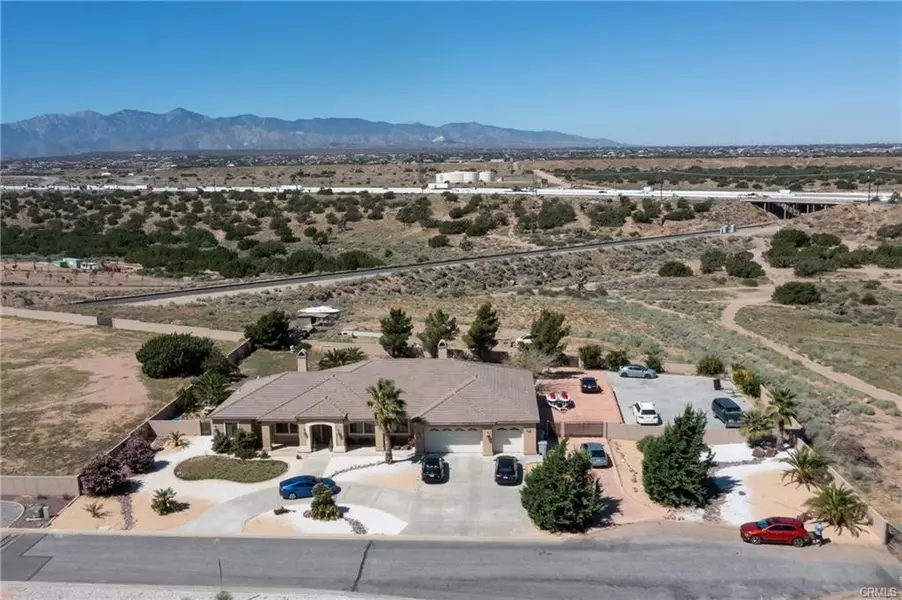 11875 Lamplighter Lane, Oak Hills, CA 92344