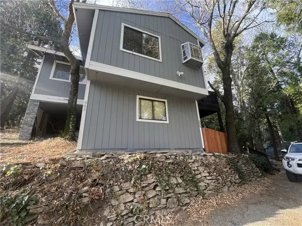 462 Shady Dell Lane, Crestline, CA 92325