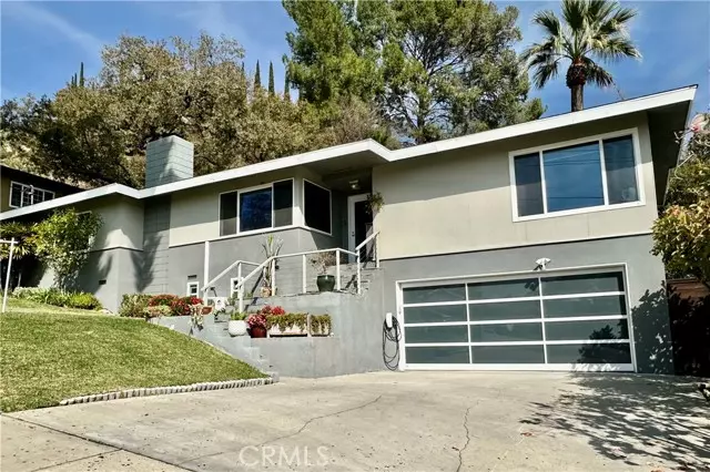 306 N Madison Avenue, Monrovia, CA 91016