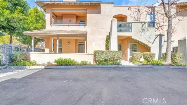 714 S Canyon Boulevard #D, Monrovia, CA 91016