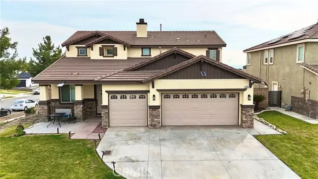 16615 Stonecreek Drive, Fontana, CA 92336