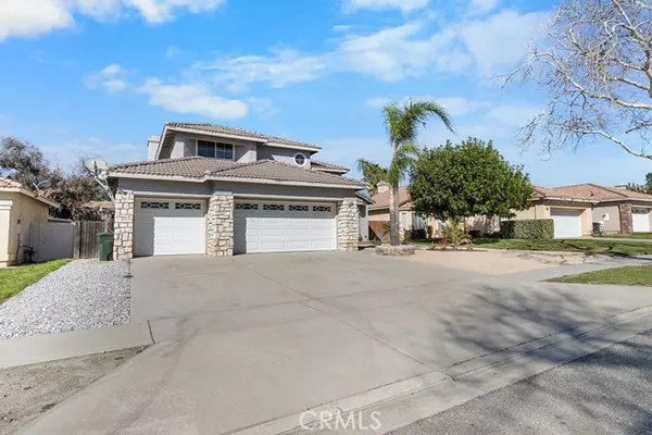 Fontana, CA 92336,15946 Sunburst Drive