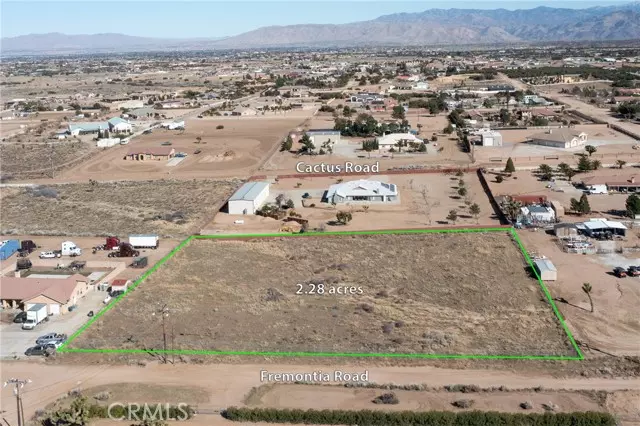 6589 Fremontia Road, Oak Hills, CA 92344