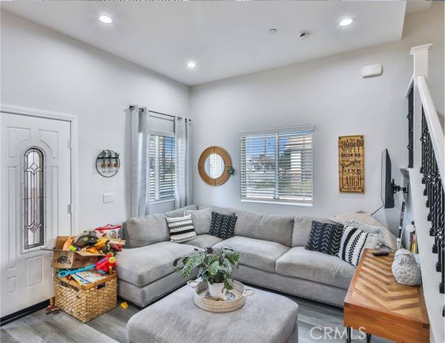 Fontana, CA 92335,9223 Cypress Avenue