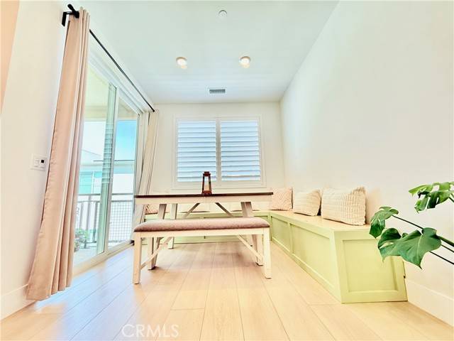 1000 N Tangent Privado #303, Ontario, CA 91764