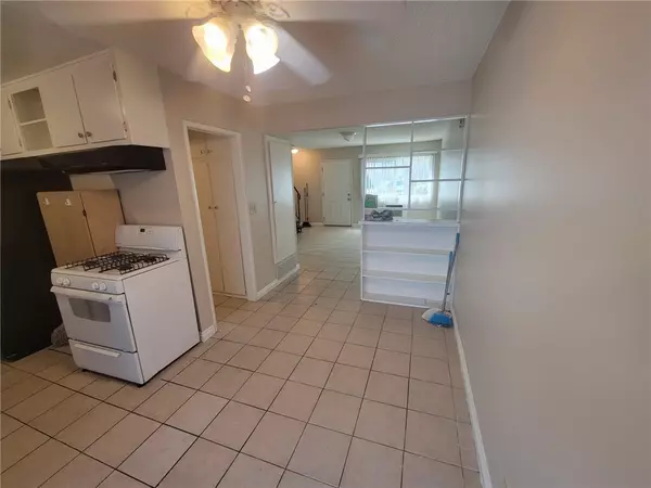 Montclair, CA 91763,4505 Canoga #B