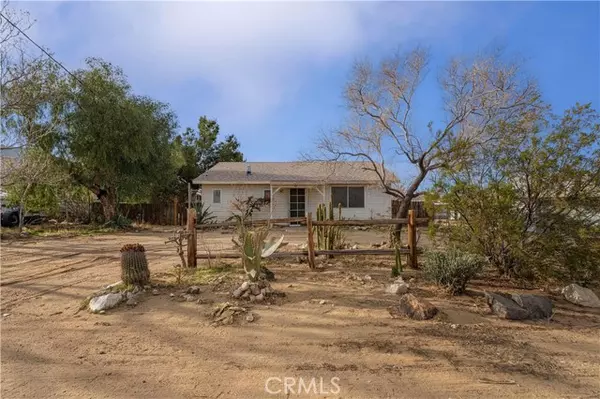 24845 Via Vista Road, Apple Valley, CA 92307
