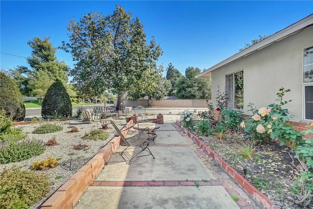 Claremont, CA 91711,649 Sycamore Avenue