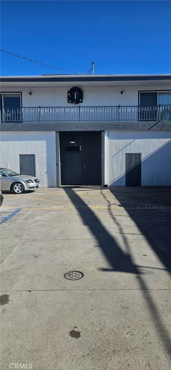 17208 Roseton Avenue, Artesia, CA 90701