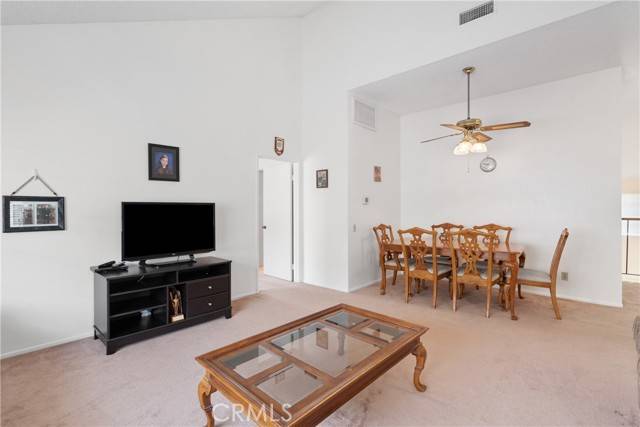 Downey, CA 90241,11666 Lakewood Boulevard