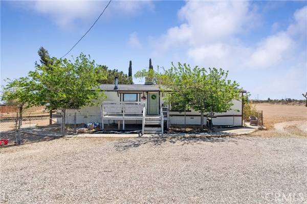 11231 Rochester Road, Phelan, CA 92371