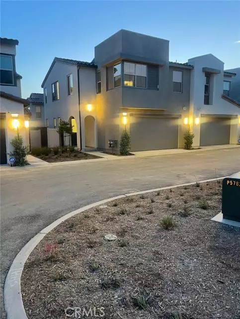 16020 Sunny Court, Fontana, CA 92336