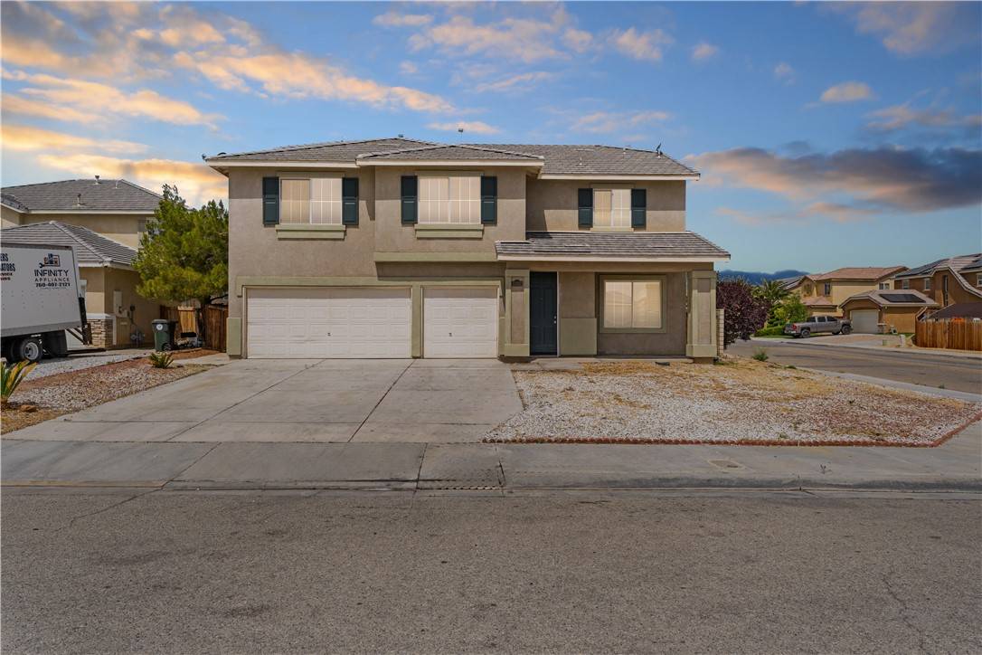 Victorville, CA 92394,15082 Zircon Drive