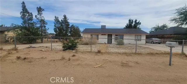10733 Chamberlaine Way, Adelanto, CA 92301