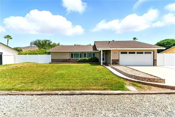 8512 Brookfield Drive, Jurupa Valley, CA 92509