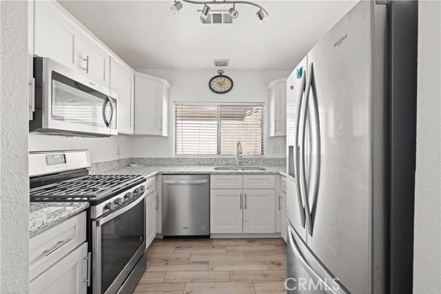 Palmdale, CA 93550,2722 Nandina Drive