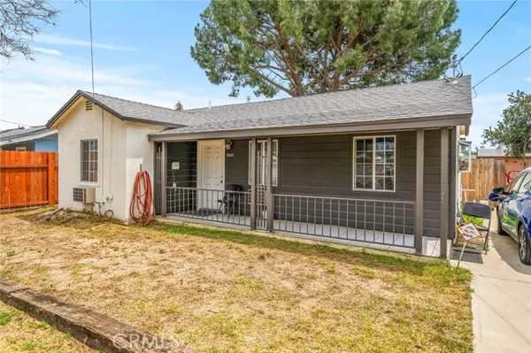 15017 Hibiscus Avenue,  Fontana,  CA 92335
