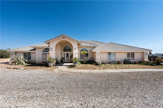 9098 Rattlesnake Road, Phelan, CA 92371