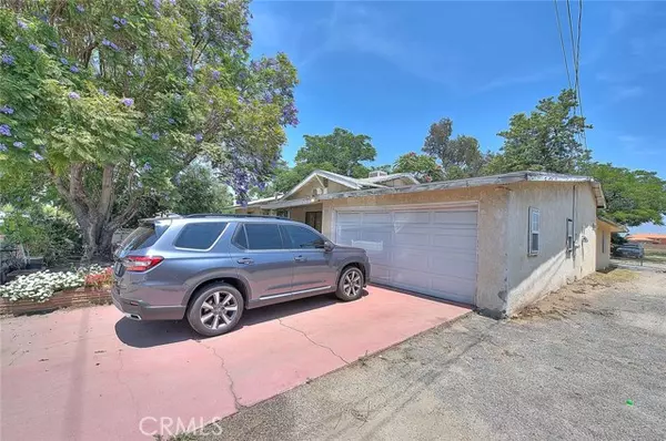 645 N Maple Avenue, Fontana, CA 92336