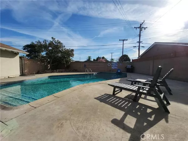 Anaheim, CA 92804,9272 Cerritos Avenue