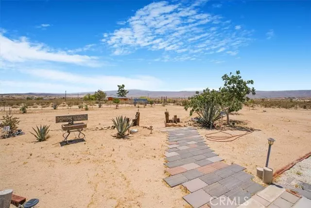 Joshua Tree, CA 92252,61939 La Brisa Drive