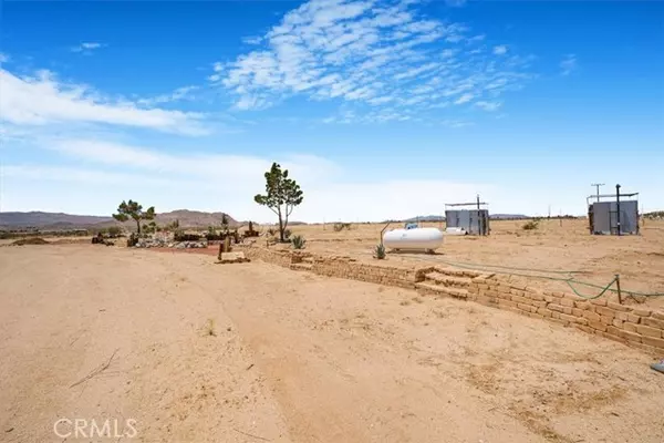 Joshua Tree, CA 92252,61939 La Brisa Drive