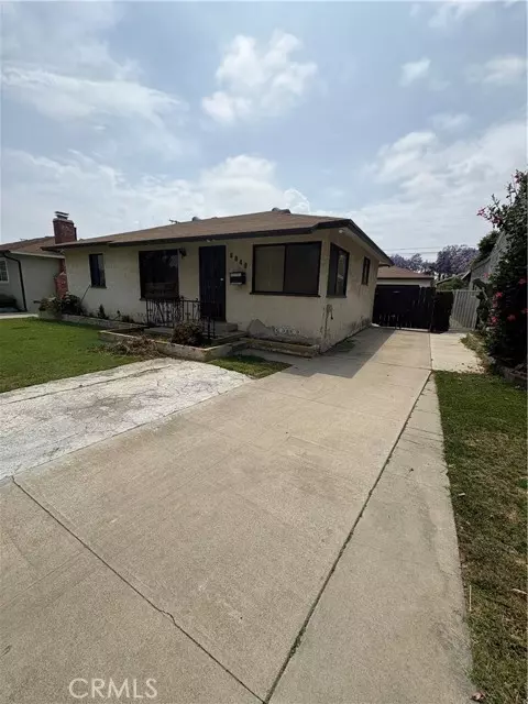 6049 Pennswood Avenue, Lakewood, CA 90712