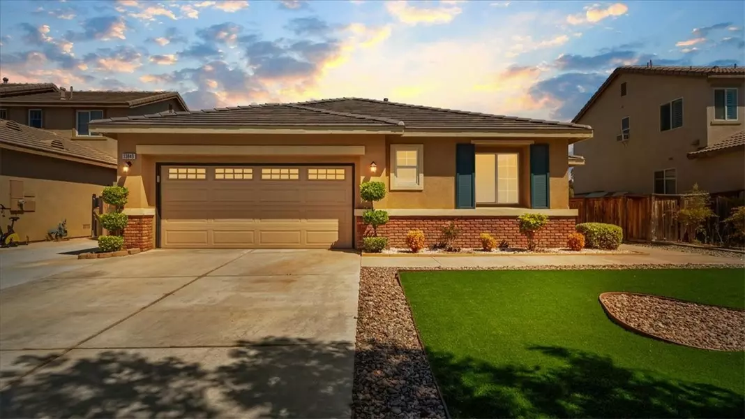 13849 Jackson Street, Oak Hills, CA 92344