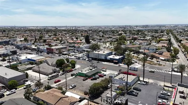 Los Angeles, CA 90022,5825 Whittier Boulevard