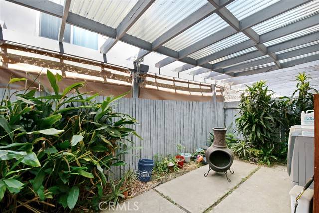 Fullerton, CA 92831,315 N Acacia Avenue #C