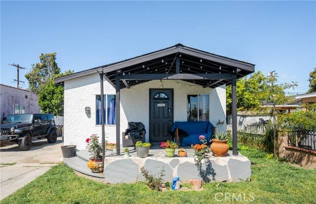 11001 Duncan Avenue, Lynwood, CA 90262