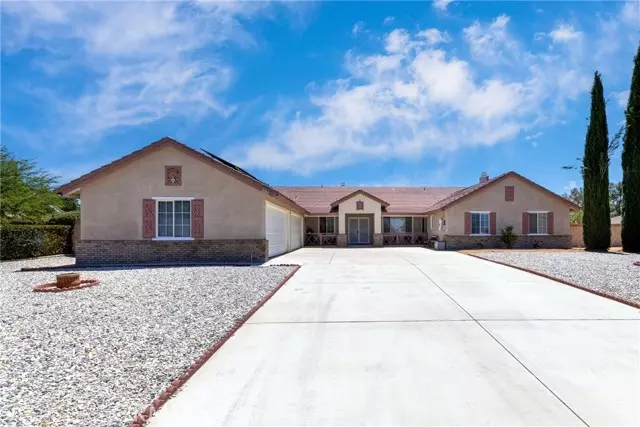 13161 Mugu Court, Apple Valley, CA 92308