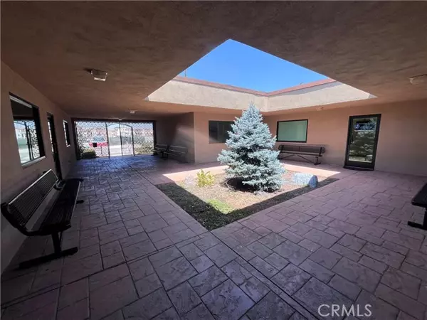 Covina, CA 91723,724 N Barranca Unit B Avenue