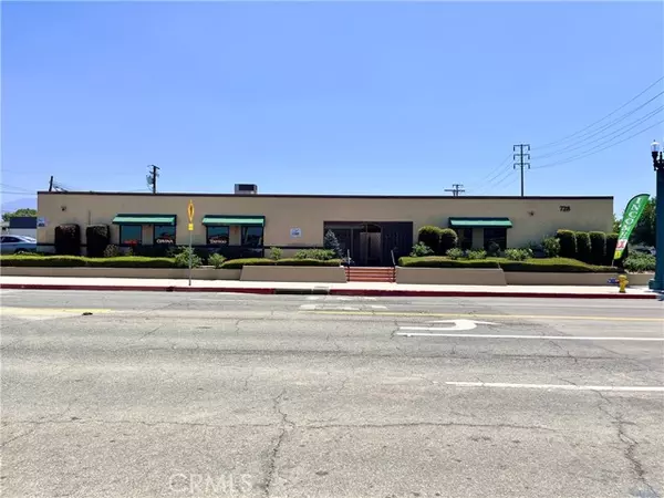 Covina, CA 91723,724 N Barranca Unit B Avenue