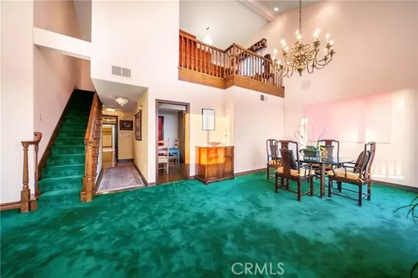 Los Angeles, CA 90025,2008 S Bentley Avenue #5