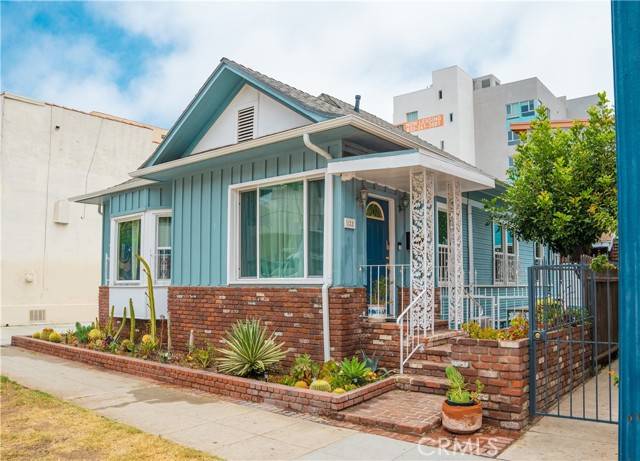 122 Lime Avenue, Long Beach, CA 90802
