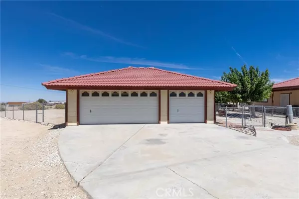 Phelan, CA 92371,10675 Paramount Rd