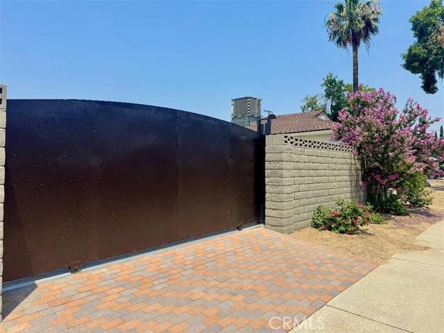 459 Allen Street, Rialto, CA 92376