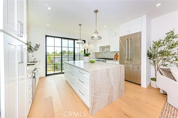 Los Angeles, CA 90066,3803 BERRYMAN